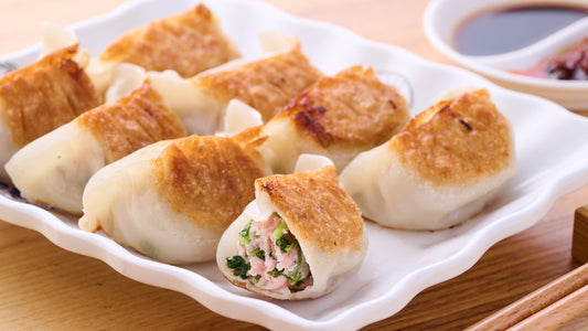 芫茜豬肉生餃 Coriander with Pork Raw Dumplings (12pcs)