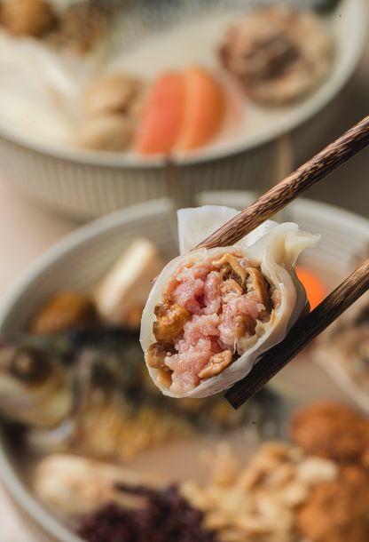 至尊松茸生餃 Raw Dumplings with Matsutake Mushroom & Pork (12pcs)